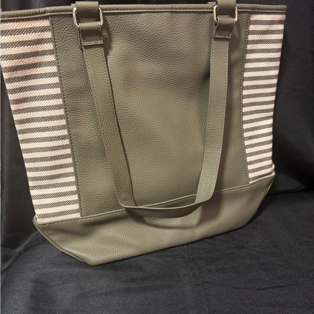 Thirty-One Striped Olive ColorblockTote “Ooh-la-la Olive Pebble” | NEW - Picture 3 of 5